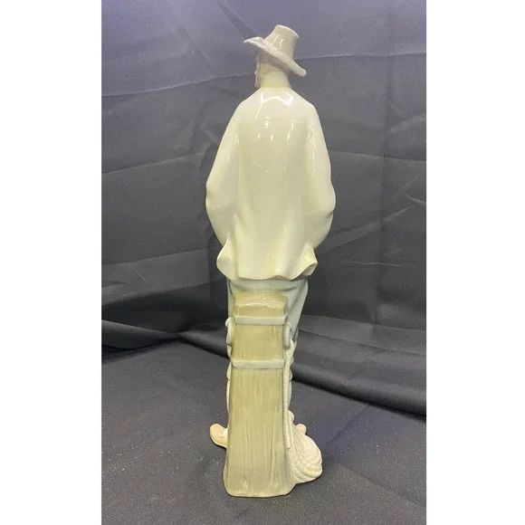 Vintage Sailor Lladro # 4657 - Retired Figurine Decor